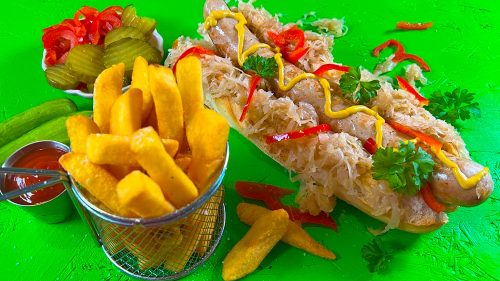 Pork Bratwurst - 100g - 150g, frozen